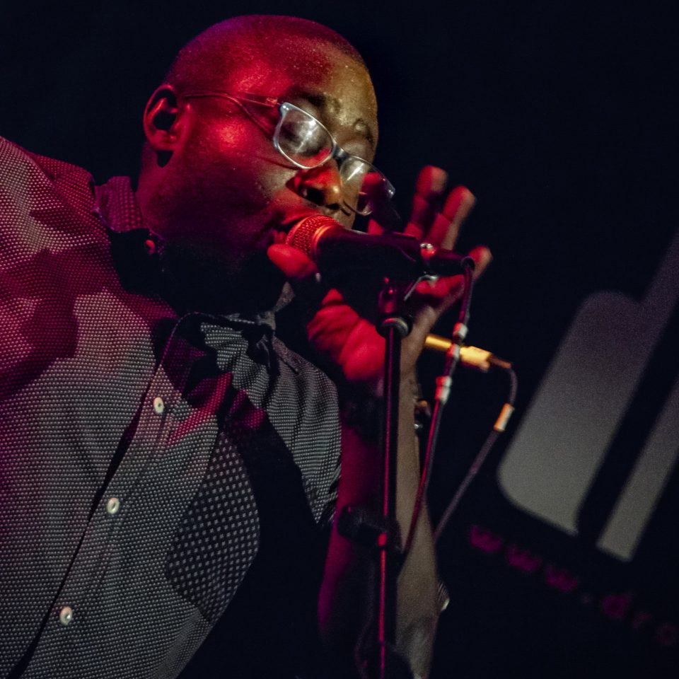 pic_300_41 Miles sings-Drom-NYC-Banjo-Nickaru